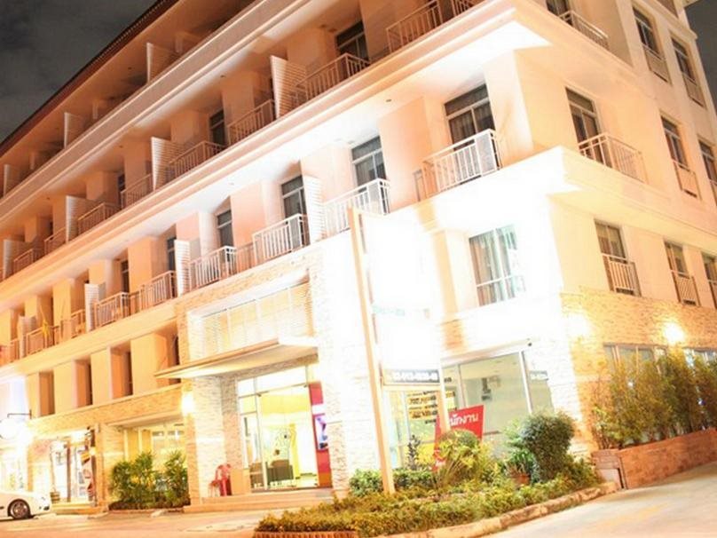 Sena House 8