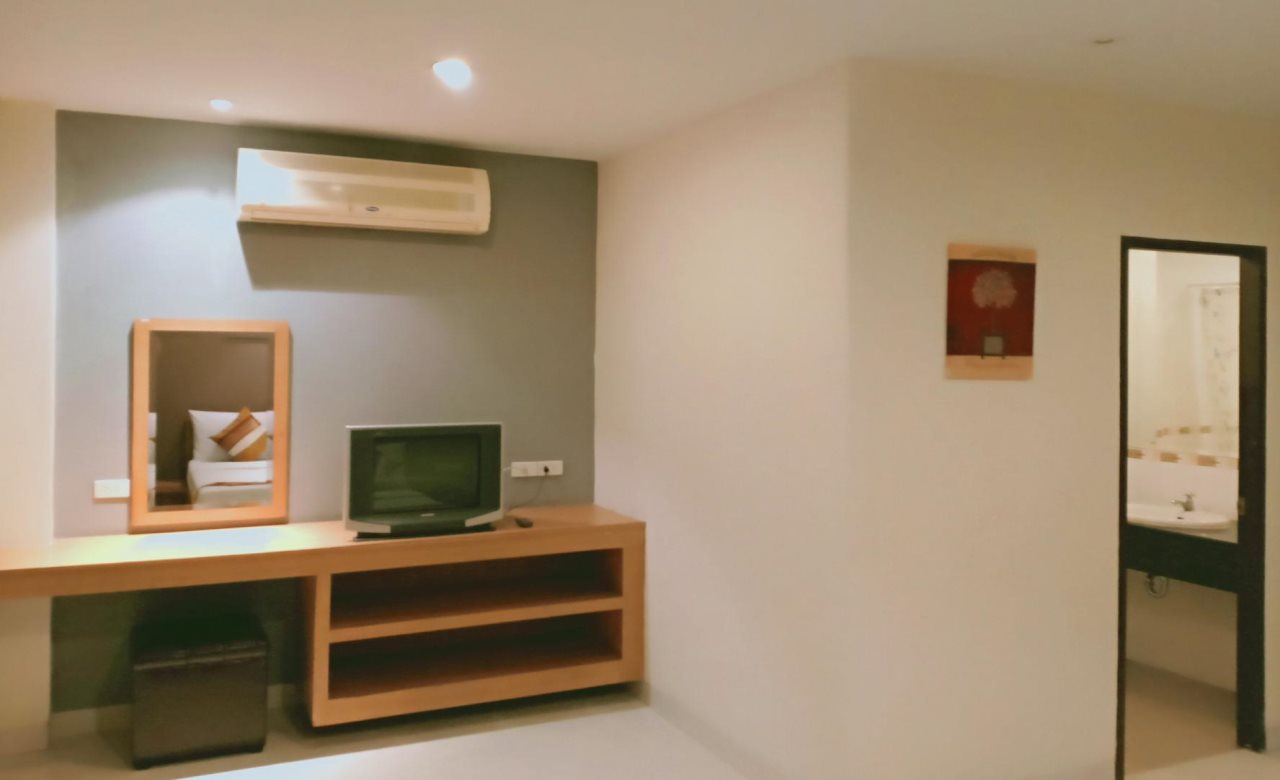Sena House 15