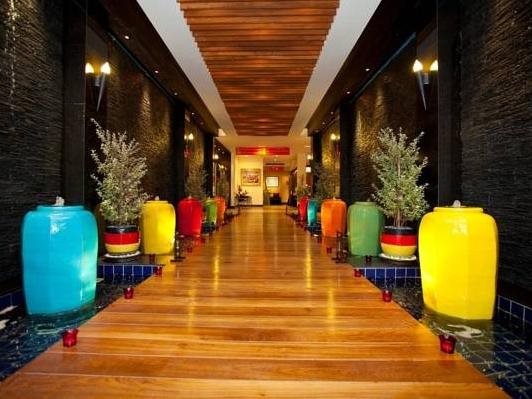 Siam Paradise Entertainment Complex 9