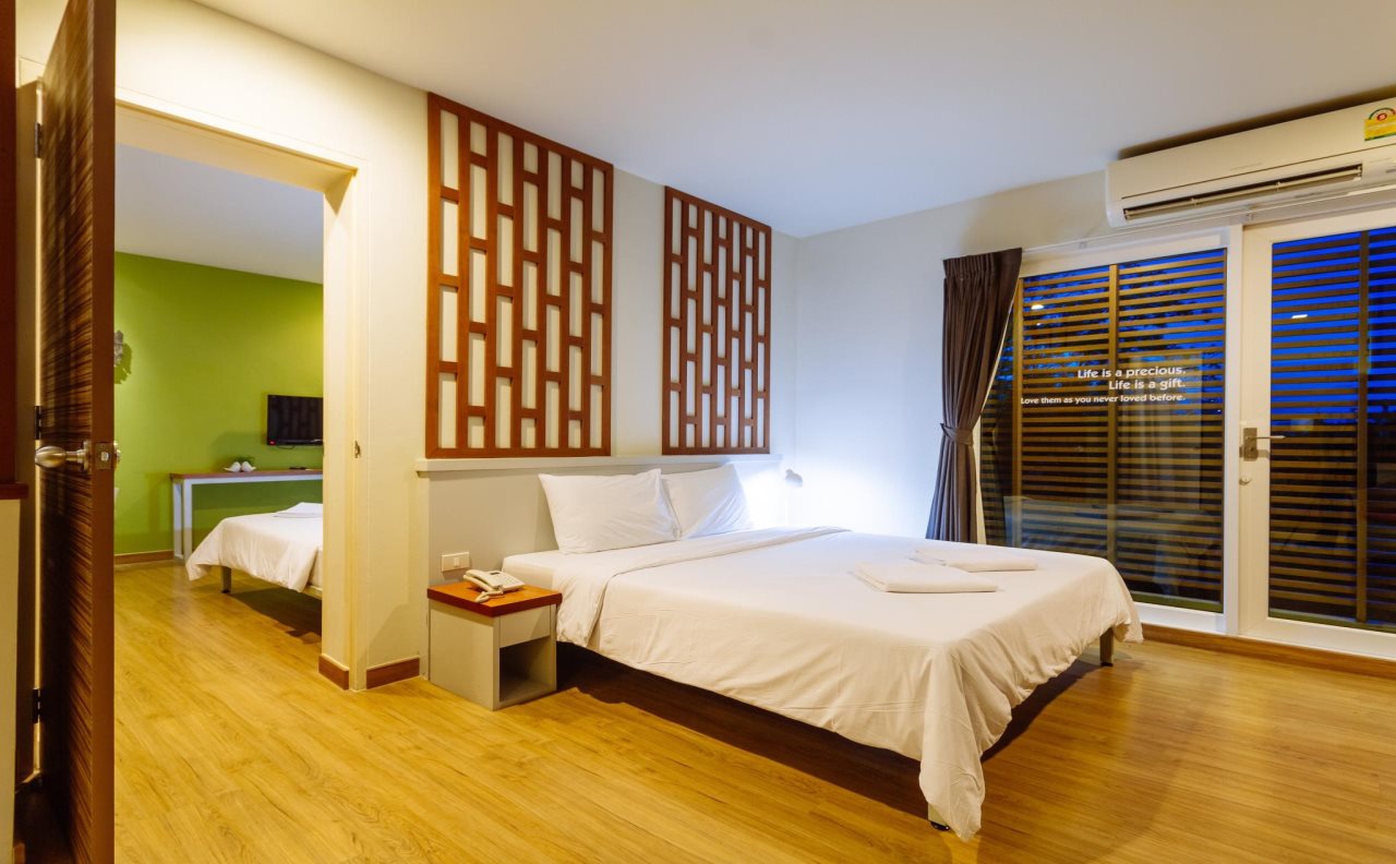 Siamaze Hostel 24