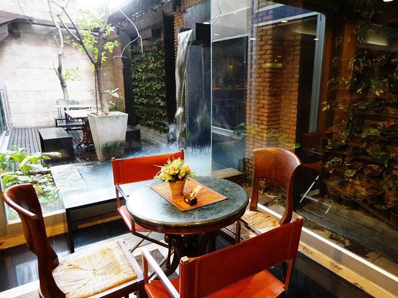 Silom Convent Garden 20