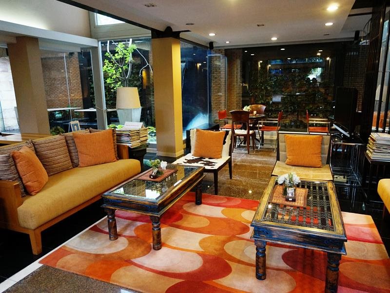 Silom Convent Garden 8