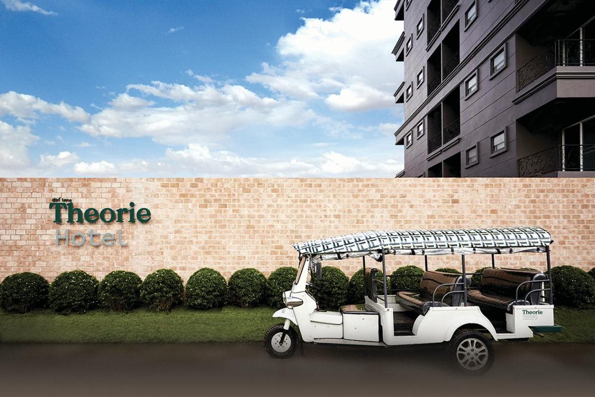 Theorie Hotel Sukhumvit by Tolani 6