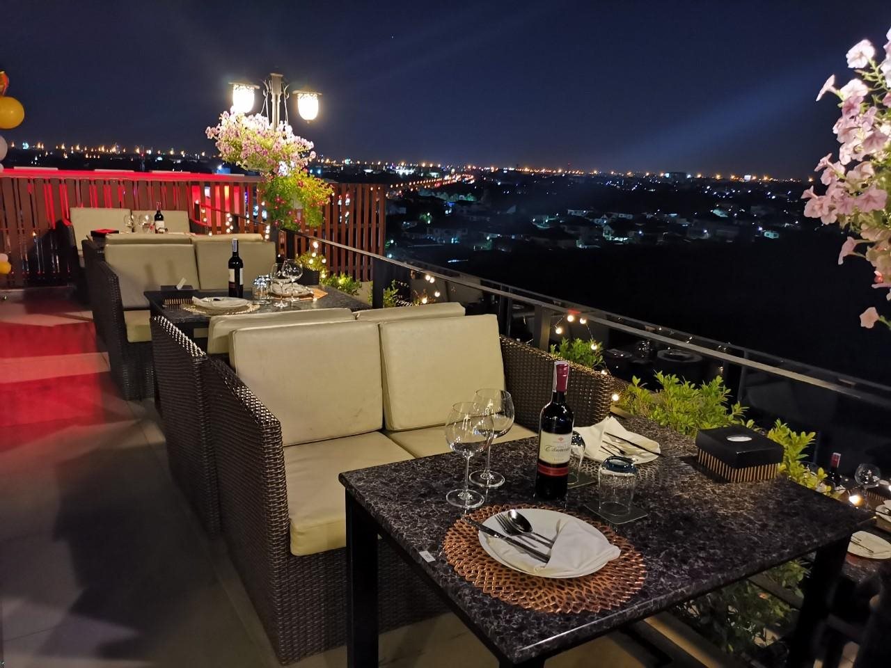 Sky Dome Resotel 19
