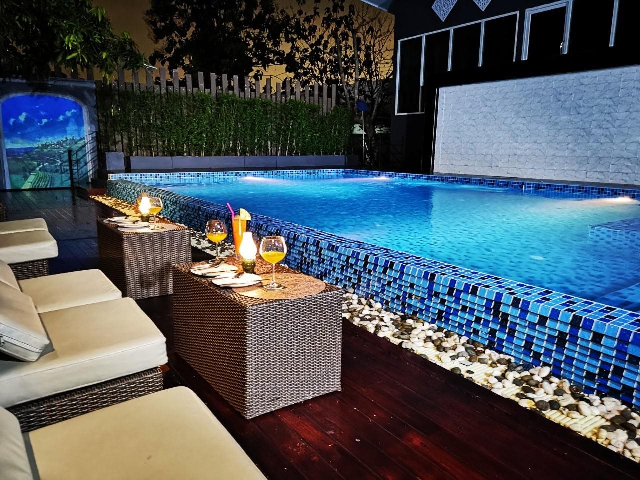 Sky Dome Resotel 9