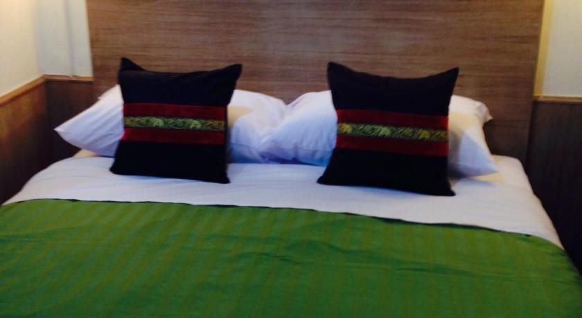 Sukhumvit 20 Guest House 18