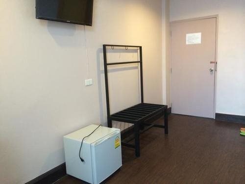 Suksawad Hotel 9