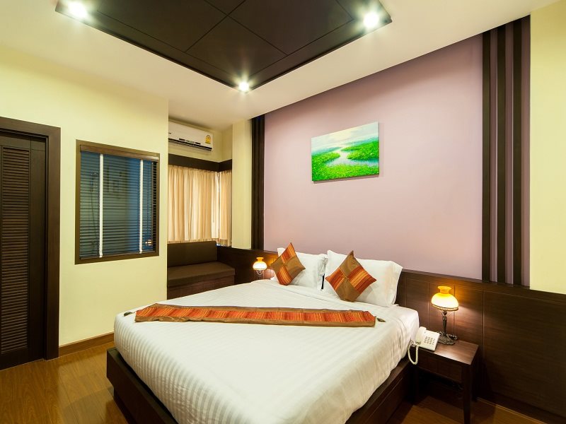 Tara Place 7