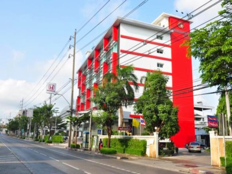 Thamrongin Hotel 11