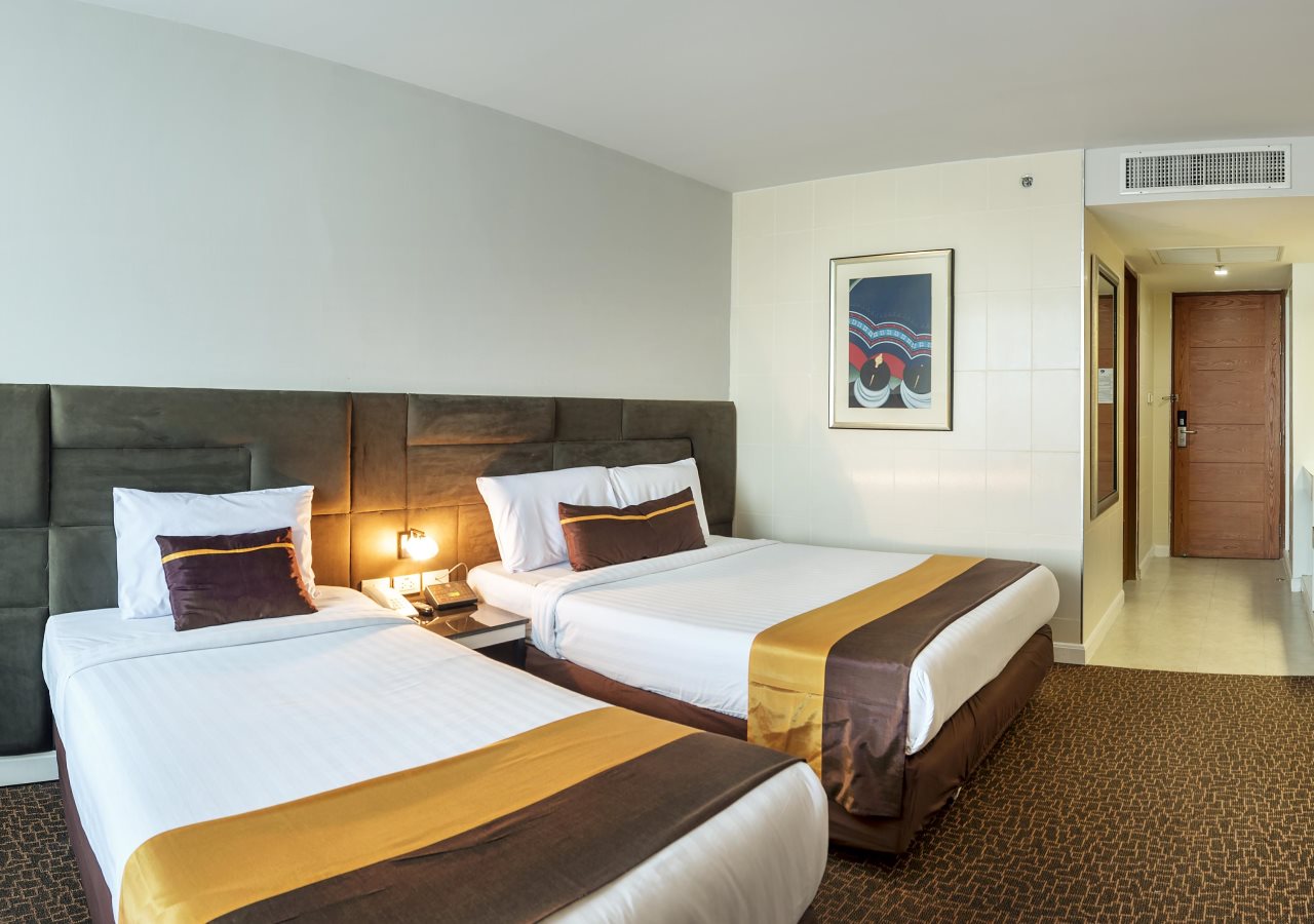 Thamrongin Hotel 4