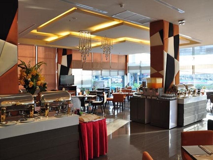 Thamrongin Hotel 9