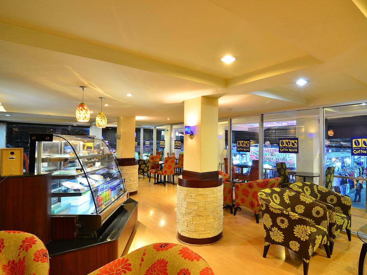 The 93 Hotel 14