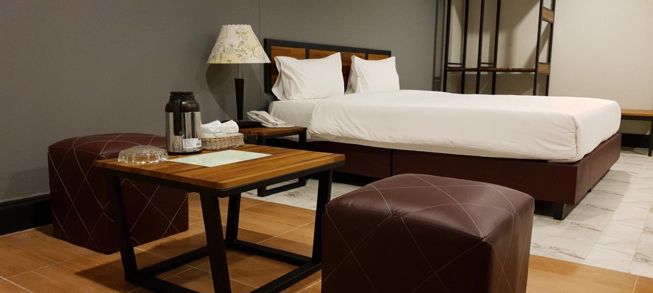 The Canal Hotel 15