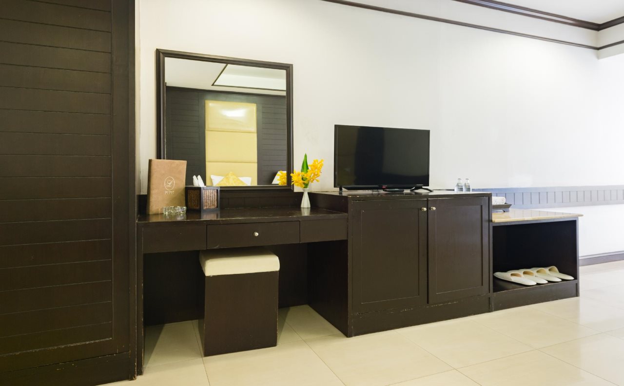 The Legacy Hotel 13
