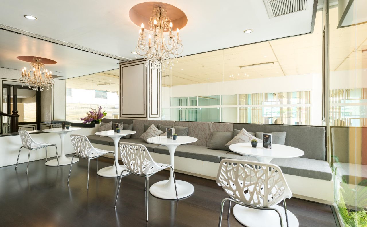 The Legacy Hotel 4