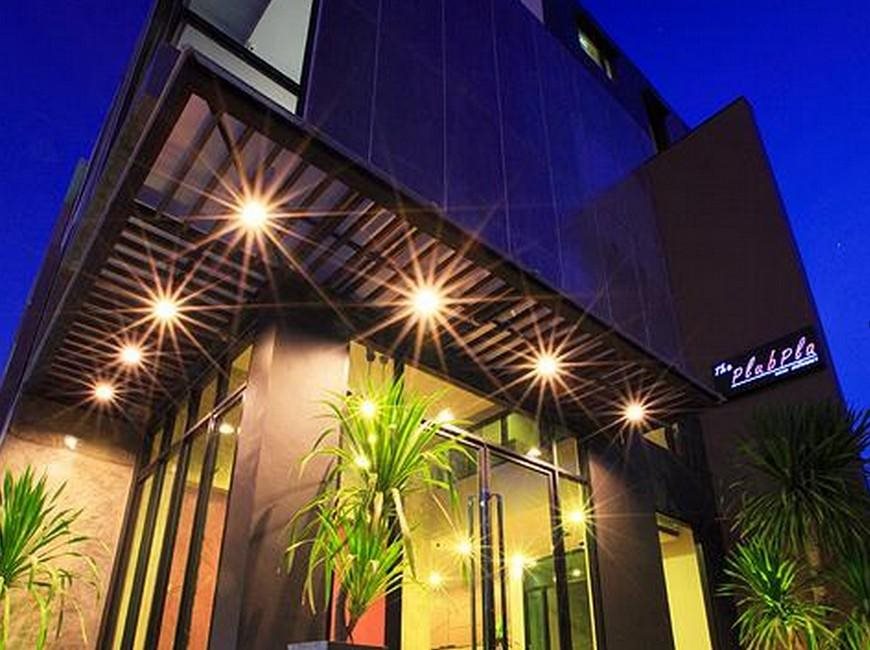 The Plubpla Serviced Apartment 13
