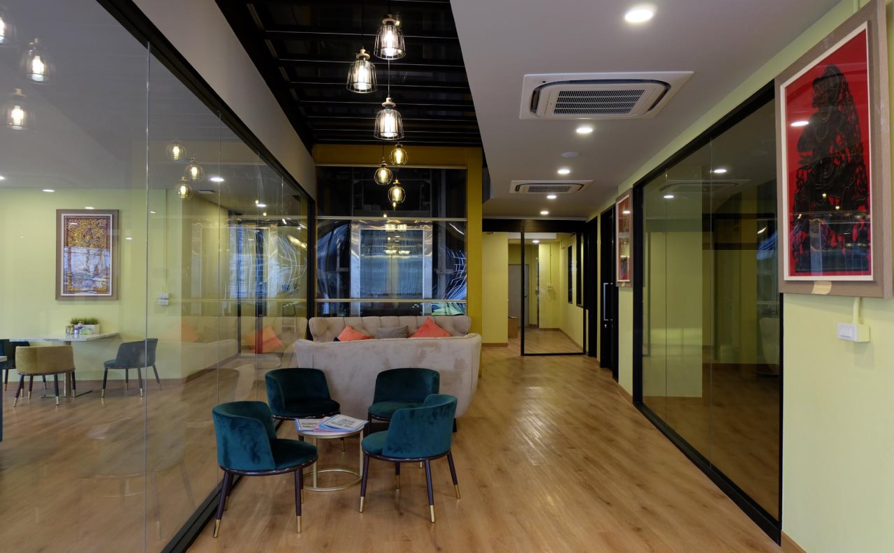 Siri Oriental Bangkok Hotel 11