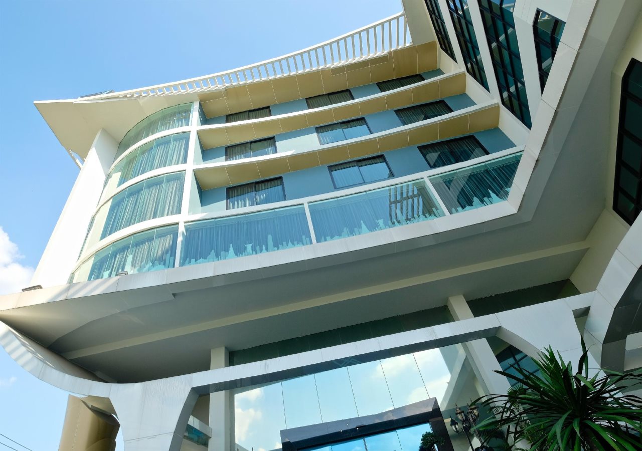 The Xtreme Hotel 16