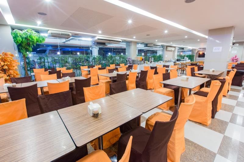 Three Seasons Place Hotel 23