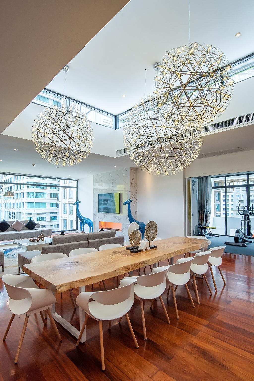 Benviar Tonson Residence 1