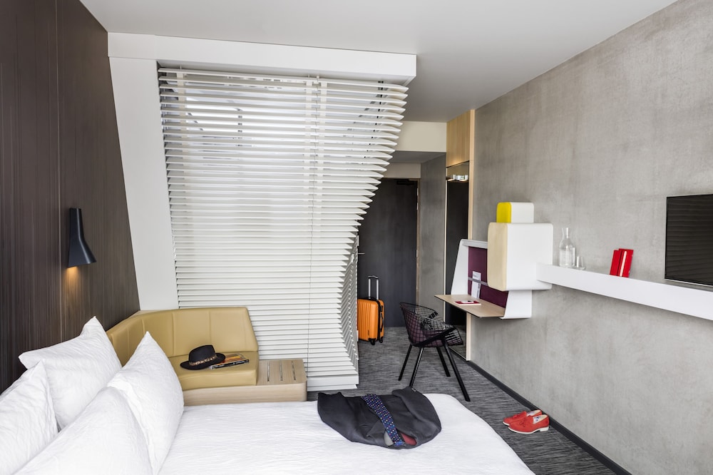 OKKO HOTELS Paris Rueil-Malmaison 5