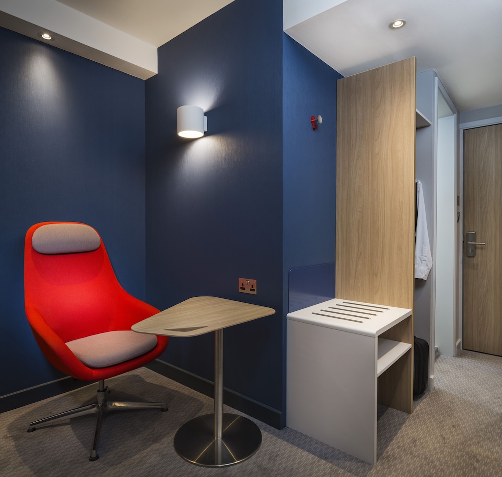 Holiday Inn Express St. Albans - M25, JCT.22 17
