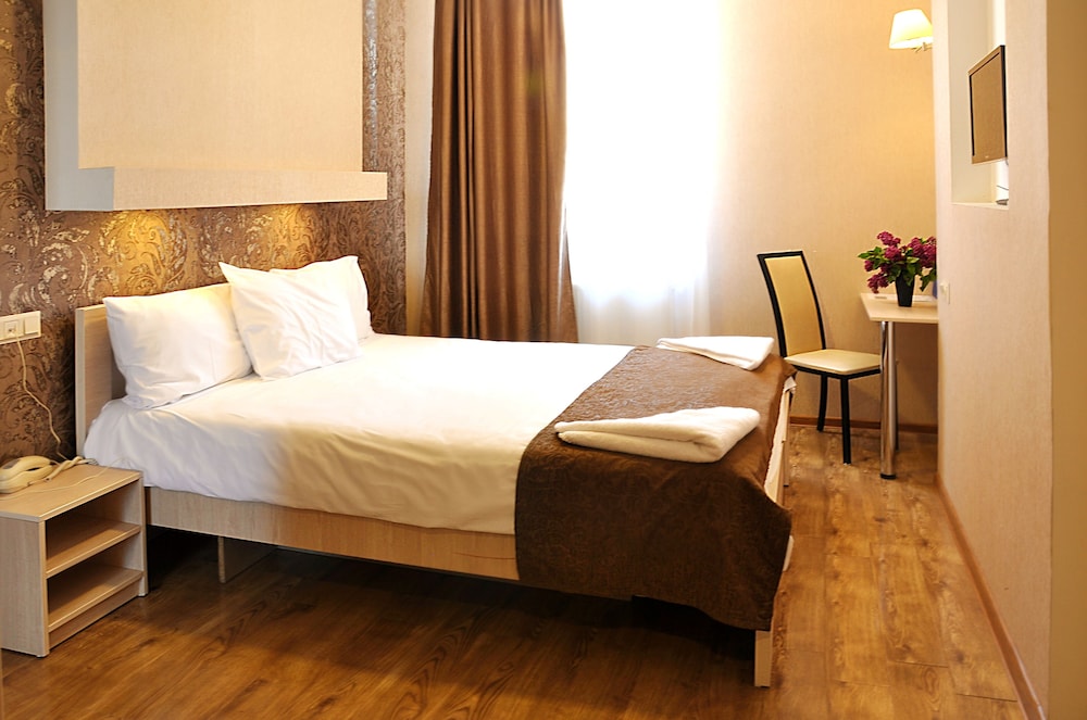 Hotel Tiflis 14