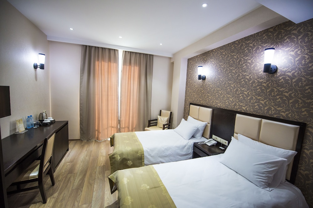 Tbilisi Inn 10