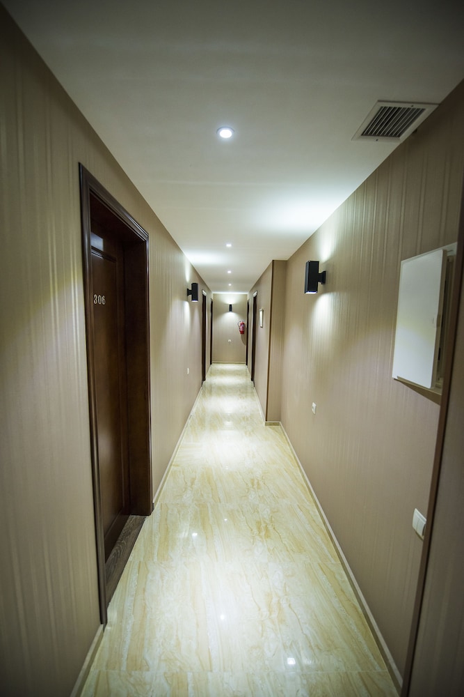 Tbilisi Inn 15