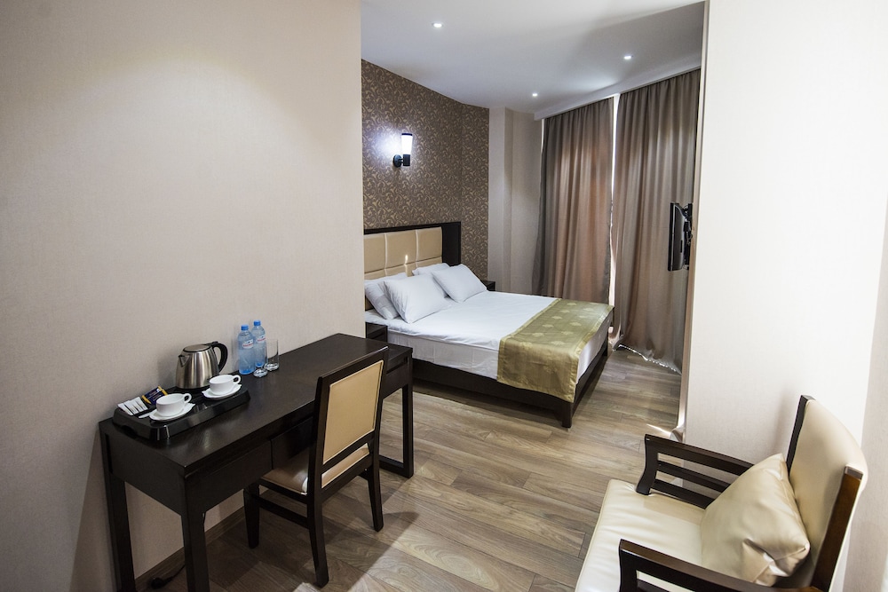 Tbilisi Inn 11
