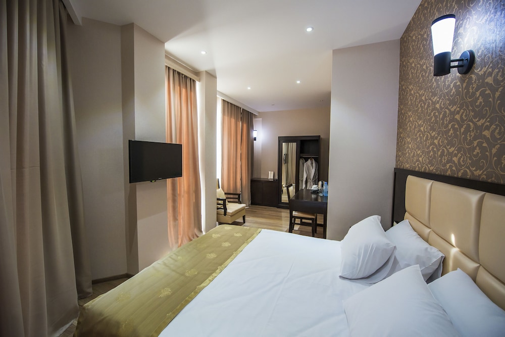 Tbilisi Inn 6