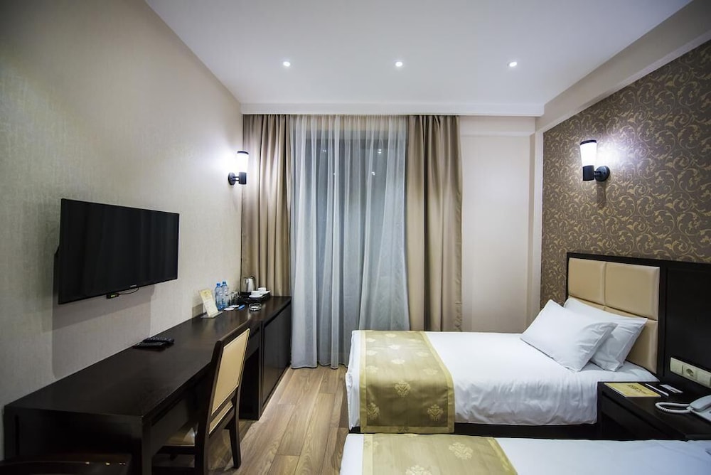 Tbilisi Inn 23