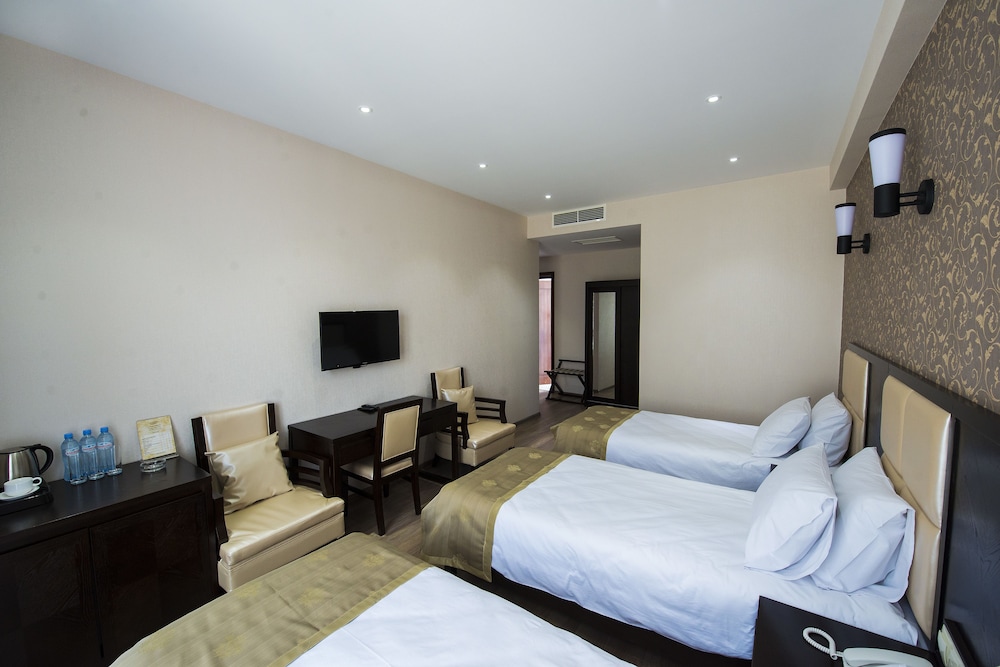 Tbilisi Inn 5