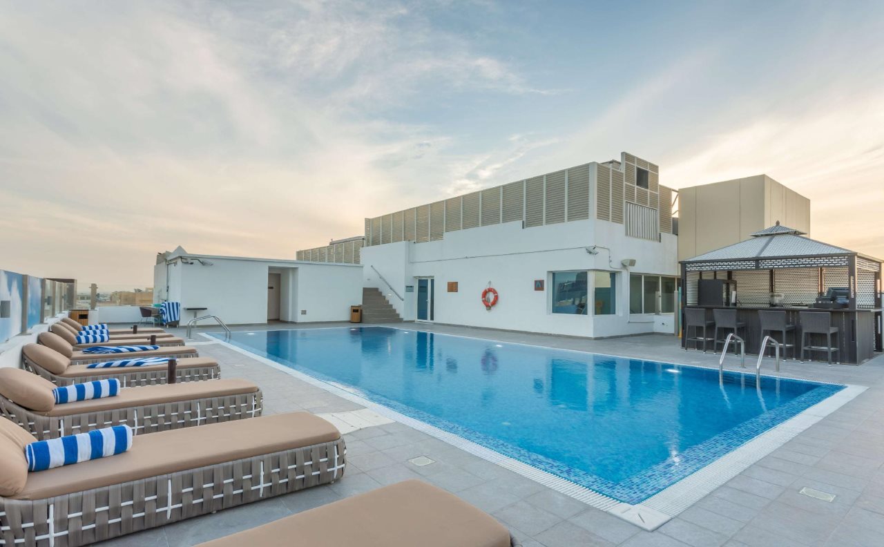 The Avenue Hotel 12