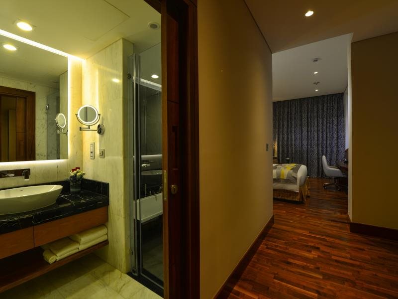 The Avenue Hotel 18