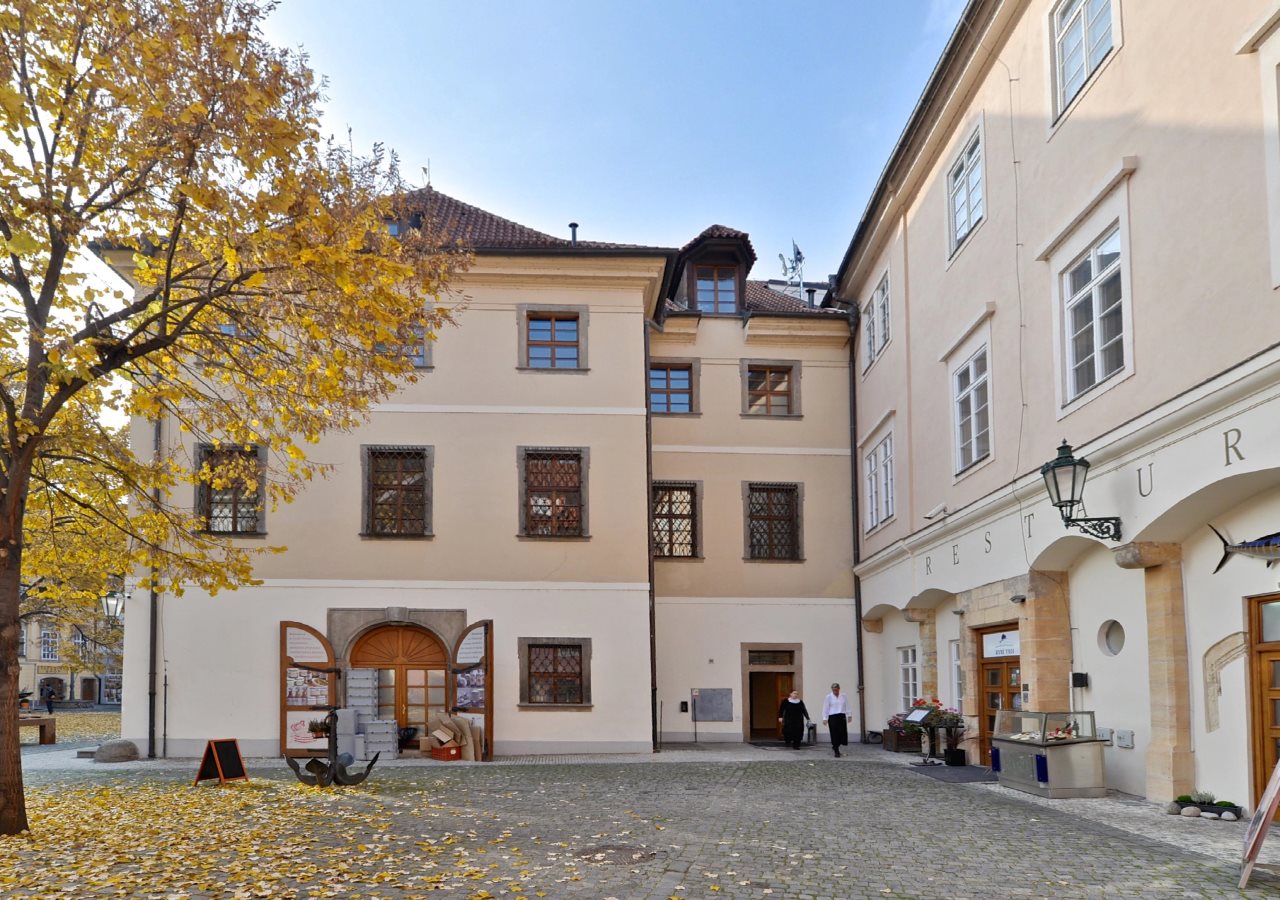 Old Town Boutique Apartments 1
