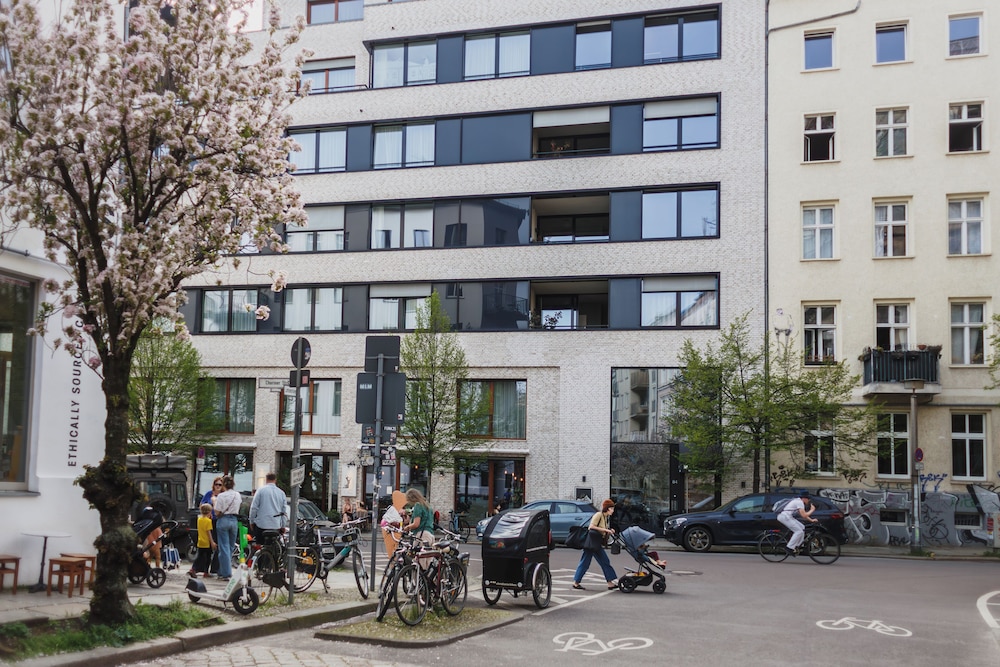 The Circus Apartments 1