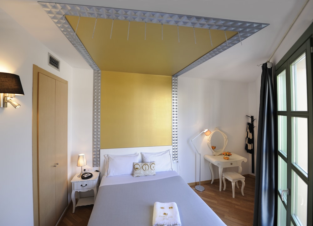 Hotel Boutique Hostemplo 18