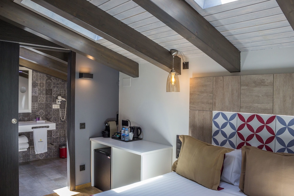 Hotel Boutique Hostemplo 13
