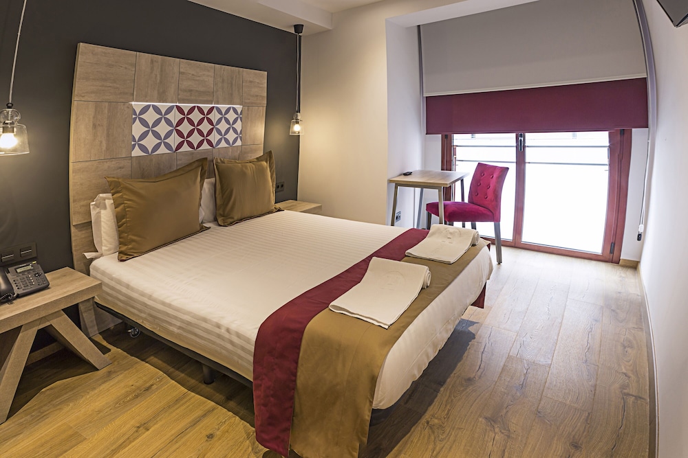 Hotel Boutique Hostemplo 16