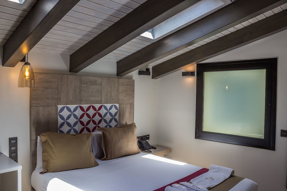 Hotel Boutique Hostemplo 11