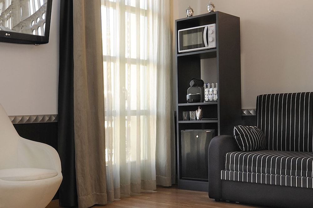 Hotel Boutique Hostemplo 21