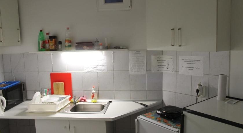 Capital Guesthouse Budapest 3