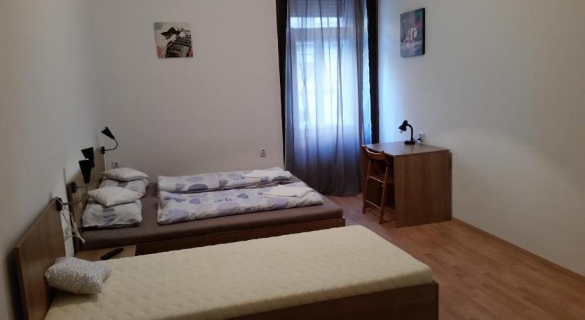 Omega Guesthouse Budapest 5