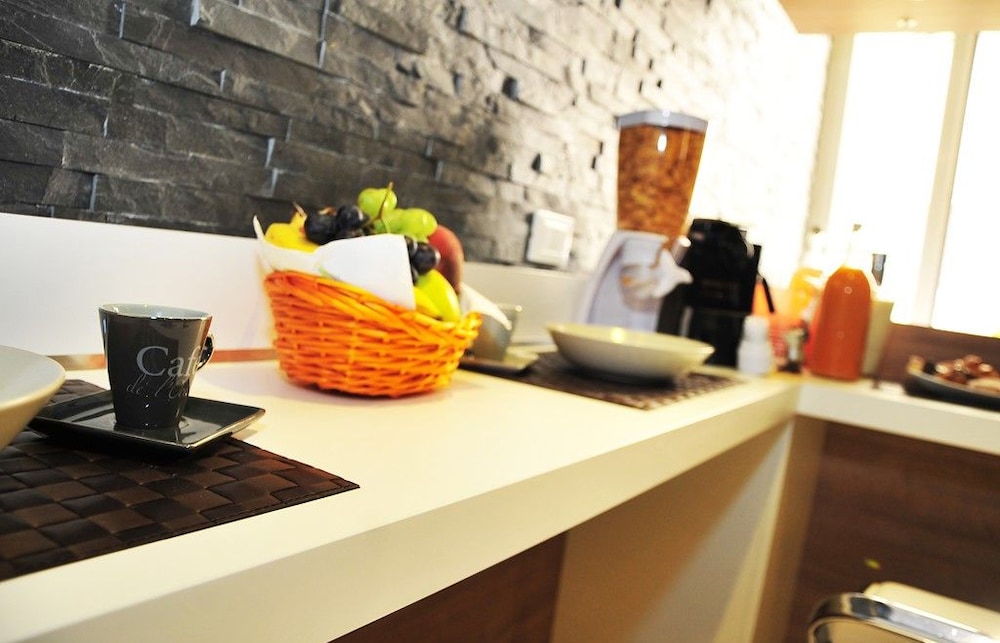 B&B Living 14