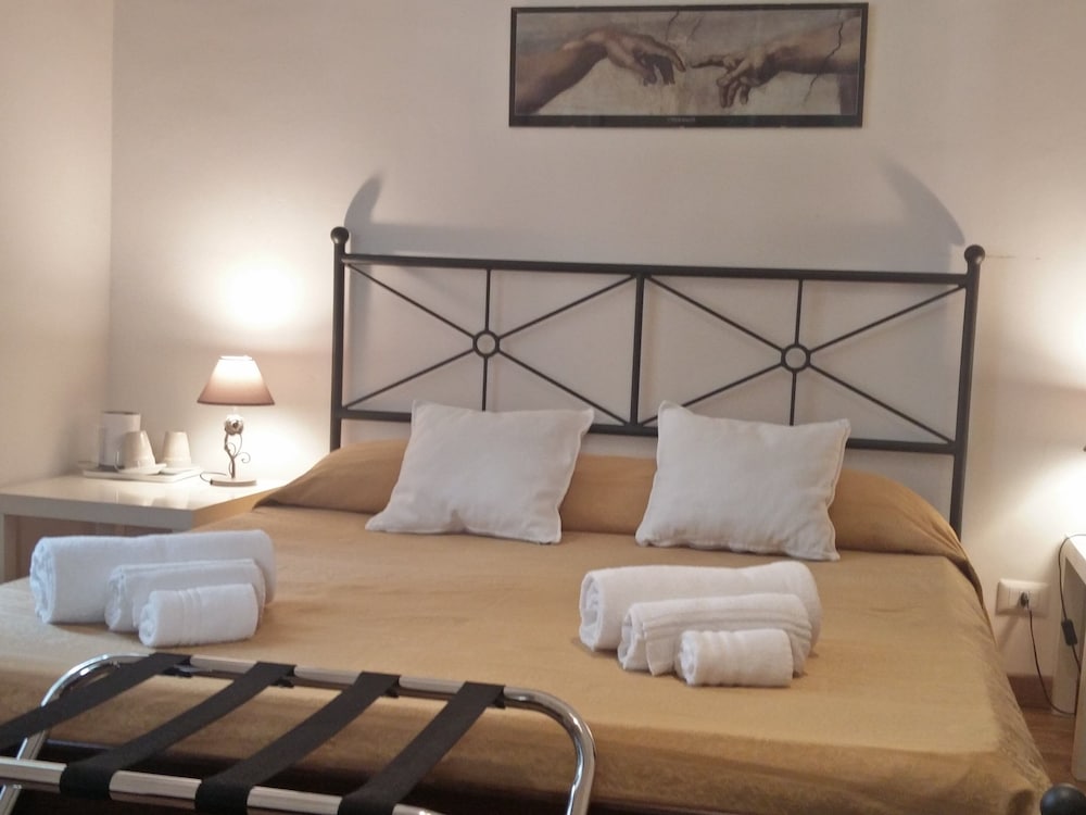 Rome Center Rooms 10