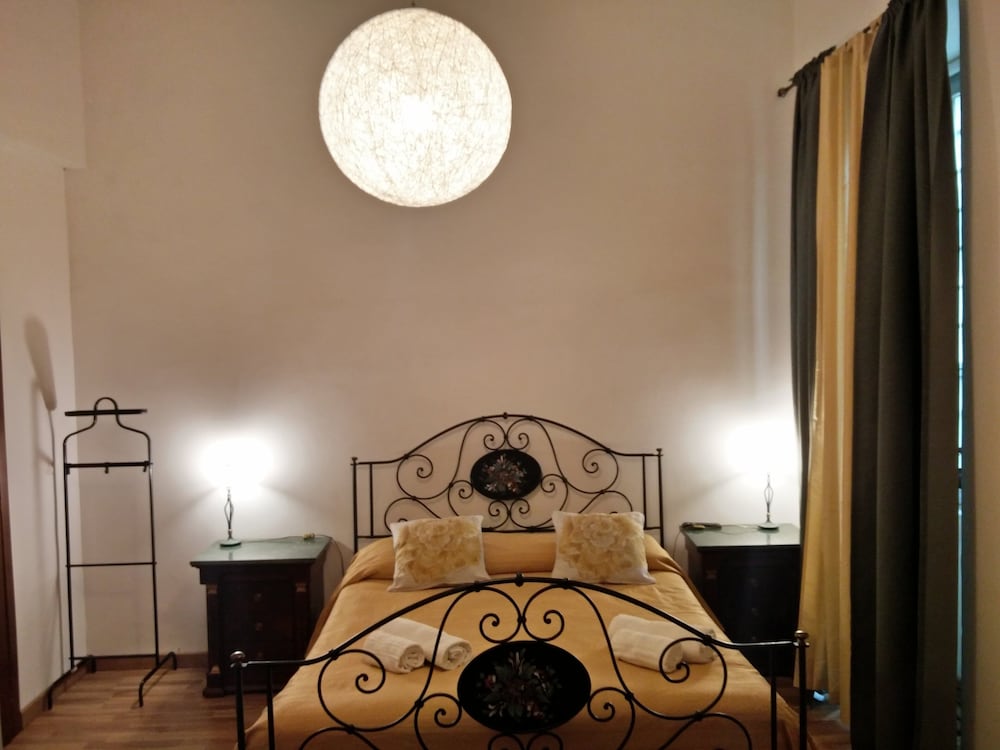 Rome Center Rooms 7