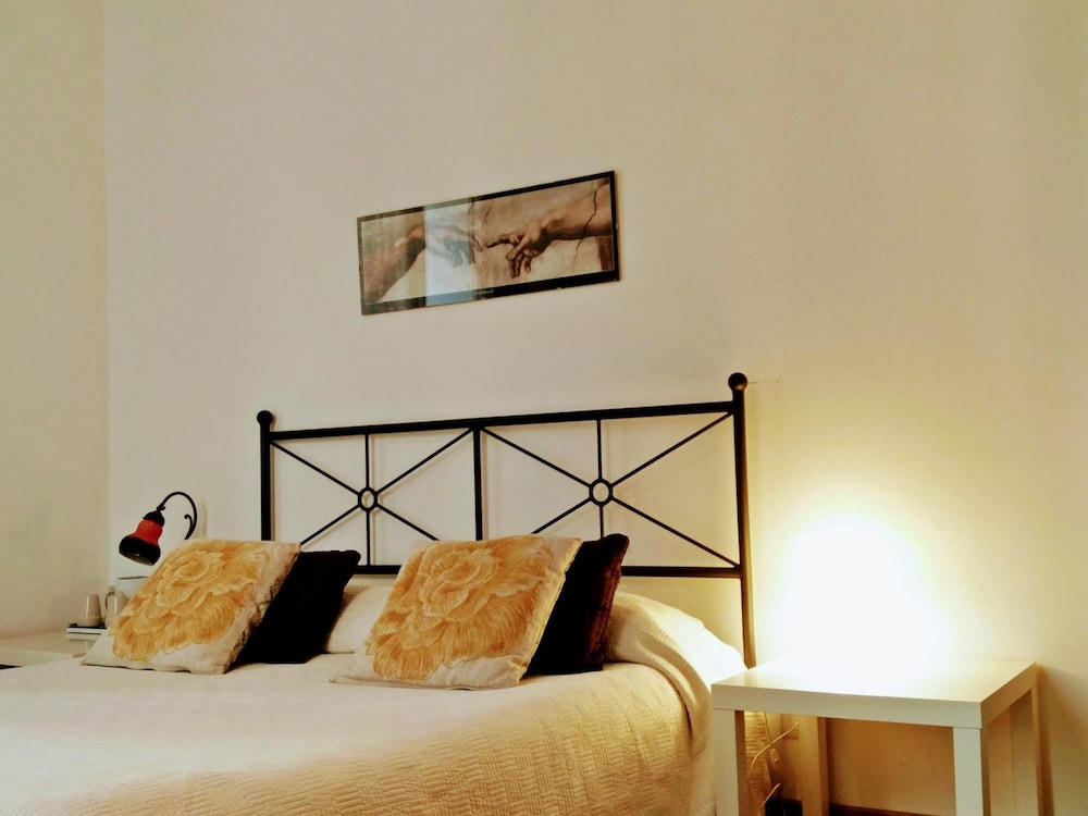 Rome Center Rooms 17