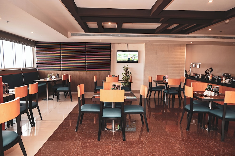 V Hotel Fujairah 21