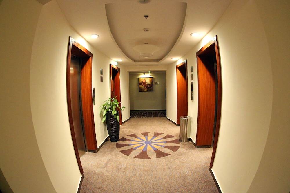 V Hotel Fujairah 23